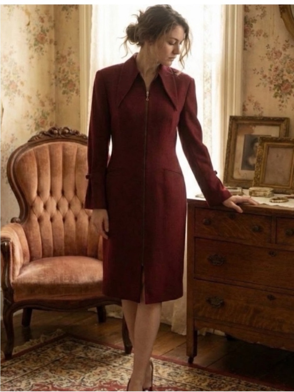 Vintage wool crepe Dramatic Pointed Collar Dress Zip Front 12